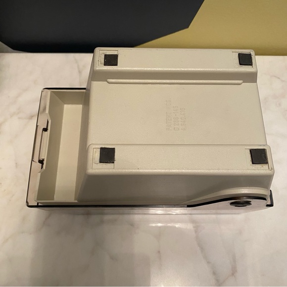 Vintage floppy disk holder 💾 - Picture 6 of 7